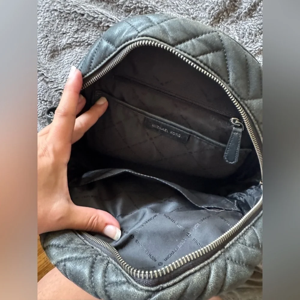 MICHAEL KORS Abbey Black Quilted Backpack